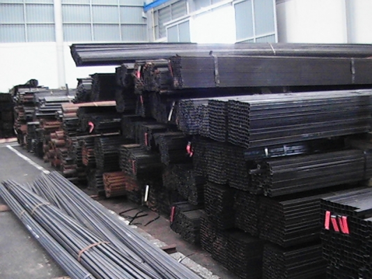 ขายเหล็กกล่อง ท่อ บรีม เกรดบีราคาถูก โทรเลย 086-317-4989