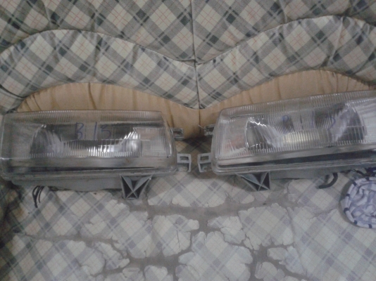 ไฟหน้าเซ็นทรา บี13 1คู่800บาท