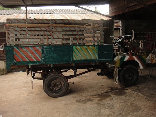 >> 60000 บ. รถอีแต๋น เครื่อง 11 แรง ปรับสภาพแล้ว พร้อมใช้งาน