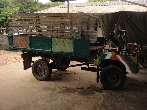 >> 60000 บ. รถอีแต๋น เครื่อง 11 แรง ปรับสภาพแล้ว พร้อมใช้งาน