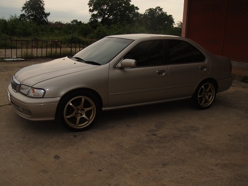 >> 89000 บ.ขาย NISSUN SUNNY ปี 99 เครื่อง SR 20 แรงๆ