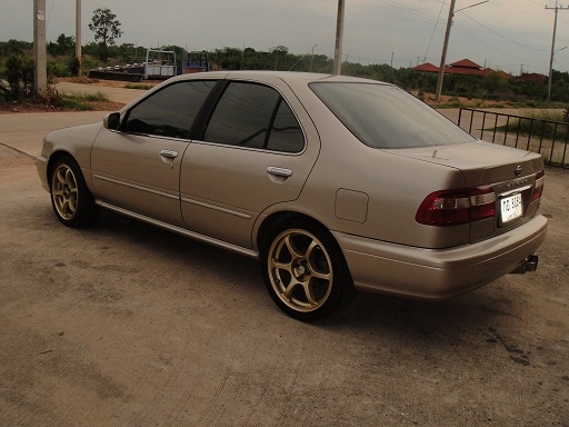 >> 89000 บ.ขาย NISSUN SUNNY ปี 99 เครื่อง SR 20 แรงๆ