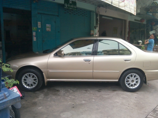 Nissan Sunny Super Saloon เกียร์ออโต้ ปี 99 สภาพดี