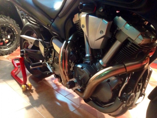 ต้ำพระราม2ขาย YAMAHA MT-01 เครื่อง1700CC ปี2007 อินวอย์ สรรพสามิตแท้ๆครบทุกฉบับ ของแต่งแน่นๆคันคับ ท่อเสียงดุดุ นึกว่าHD