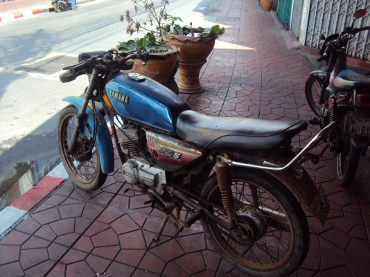 ขายยามาฮ่าrxs115,มีทะเบียนชุดโอนเครื่องดีขี่กลับได้เลยสนใจติดต่อสรกฤช091-8892274