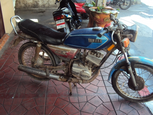 ขายยามาฮ่าrxs115,มีทะเบียนชุดโอนเครื่องดีขี่กลับได้เลยสนใจติดต่อสรกฤช091-8892274