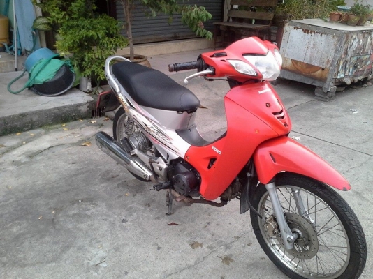 Wave 125 r ปี 49 สีแดง ขาว กุญแจใหญ่ เครื่องเดิม แน่นๆ เอกสารครบ Wave 125 r ปี 49 สีแดง ขาว กุญแจใหญ่ เครื่องเดิม แน่นๆ เอกสารครบ