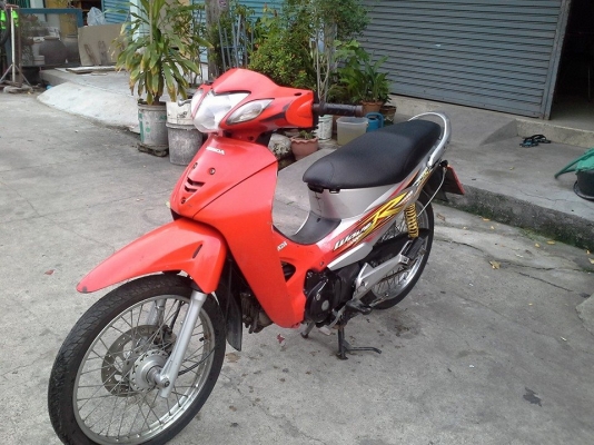 Wave 125 r ปี 49 สีแดง ขาว กุญแจใหญ่ เครื่องเดิม แน่นๆ เอกสารครบ Wave 125 r ปี 49 สีแดง ขาว กุญแจใหญ่ เครื่องเดิม แน่นๆ เอกสารครบ