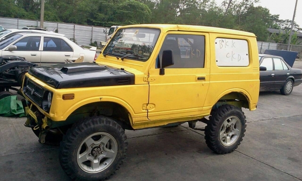 ซูซูกิ จิมนี่ ซูซูกิ จิมนี่