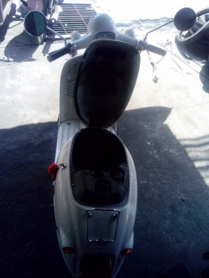 ขาย Honda giorno รถสวยพร้อมใช้ มีของแต่ง ตะกร้าในบังลม ถุงเท้า ปริงบังโคลน