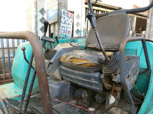 ขายแม็คโครKOMATSU PC30-7 พร้อมใช้งาน เครื่องแน่นมาก สตาร์ทที่เดียวติด แทคเพิ่งเปลี่ยน ราคา 240000 บาท