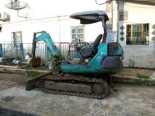 ขายแม็คโครKOMATSU PC30-7 พร้อมใช้งาน เครื่องแน่นมาก สตาร์ทที่เดียวติด แทคเพิ่งเปลี่ยน ราคา 240000 บาท