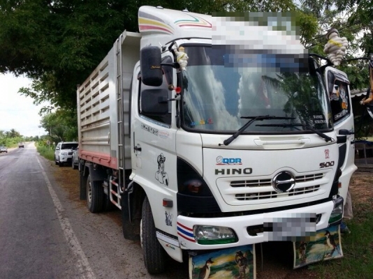 รถฮีโน่ 6 ล้อดั้ม 175 แรงม้า. ปี 54 ( รถวิ่ง 8x,xxx กม. ) สนใจติดต่อ 081 - 6079515 รถฮีโน่ 6 ล้อดั้ม 175 แรงม้า. ปี 54 ( รถวิ่ง 8x,xxx กม. ) สนใจติดต่อ 081 - 6079515