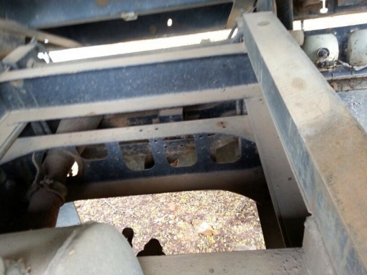 รถฮีโน่ 6 ล้อดั้ม 175 แรงม้า. ปี 54 ( รถวิ่ง 8x,xxx กม. ) สนใจติดต่อ 081 - 6079515 รถฮีโน่ 6 ล้อดั้ม 175 แรงม้า. ปี 54 ( รถวิ่ง 8x,xxx กม. ) สนใจติดต่อ 081 - 6079515