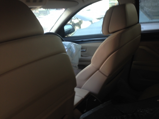 ขายซาก BMW 525d ปี 2012 สีขาวพร้อมเล่มโอนลอย ขายซาก BMW 525d ปี 2012 สีขาวพร้อมเล่มโอนลอย