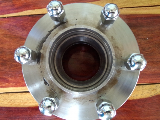 ดุมล้อรับน้ำหนัก