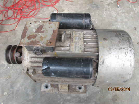 ขายมอเตอร์ 3แรงม้า 220โวลท์ ของจีนครับ