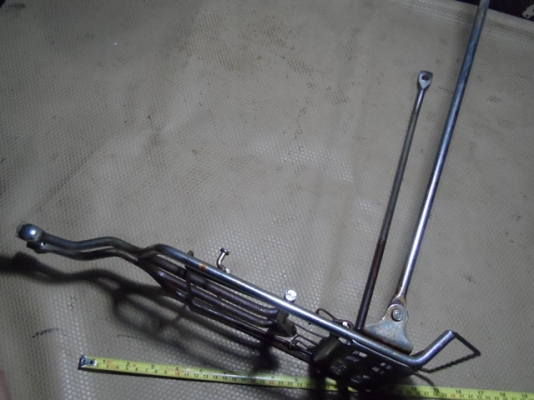 ลดๆๆๆแบบกระจาย...อานช้อนท้ายจักรยาน งานเก่าเหล็กมาตรฐานแข็งๆ หายากครับยุคนี้