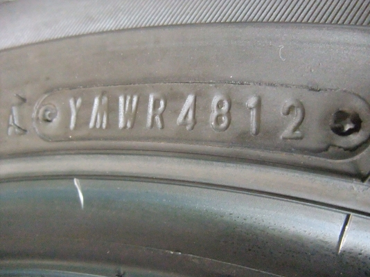 ยาง Dunlop 185/60/15 ปี 12