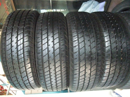 ยาง Dunlop 245/45/17 ปี 10