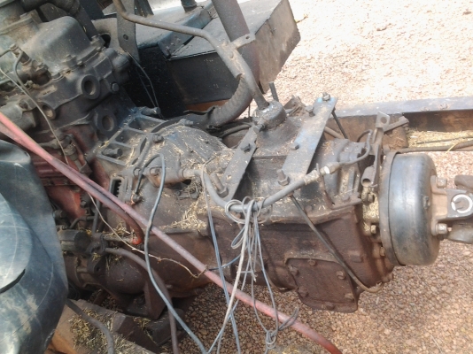 HINO เครื่อง EH70 หัวสีไทเส็ง 8ฟุต 3ตู้ลม คัชชีเหล็กลาง หรือแยกเครื่องก็ขายคับ