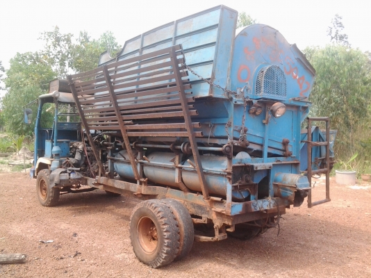 HINO เครื่อง EH70 หัวสีไทเส็ง 8ฟุต 3ตู้ลม คัชชีเหล็กลาง หรือแยกเครื่องก็ขายคับ