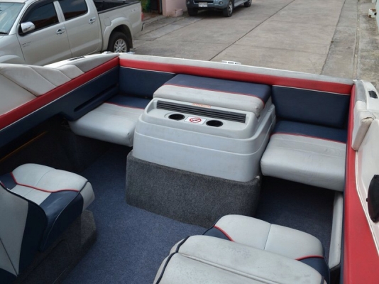 ขายเรือสปีดโบ็ท Bayliner capry 22 ฟุต  เครื่อง inboard Mercruiser alpha 5.7 V8