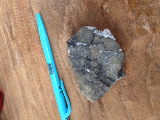 ชุดลายคราม เก่าเก็บ