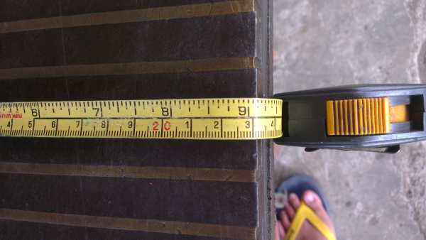 Sell> ขายแม่เหล็กจับชิ้นงาน 230x700 ใช้ระบบมือโยก ของเยอรมัน ดูดได้เต็มหน้า ใช้งานได้ดี