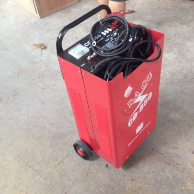 เครื่องชาร์ตแบตเตอรี่ DAOU