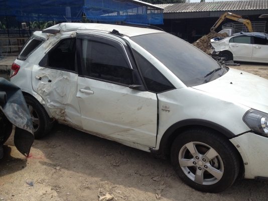 รับหาอะไหล่รถยนต์ทุกรุ่น ทุกยี่ห้อ  ในราคาถูกกว่า พร้อมรับประกัน