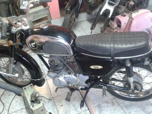 ขาย cd125 กระเป๋าใหญ่ 20000  ทองขาวสตาร์ตติด nobook  0819306939 โลตัส มหาชัย