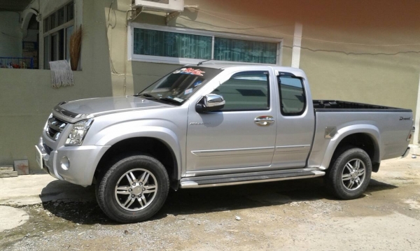 ดีแม็กซ์ hilander ปี 2010 สภาพดีครับ ดีแม็กซ์ hilander ปี 2010 สภาพดีครับ