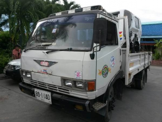 หัวเก๋ง HINO รุ่น KM777