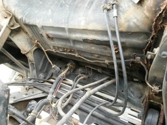 หัวเก๋ง HINO รุ่น KM777