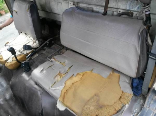 หัวเก๋ง HINO รุ่น KM777