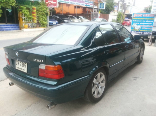 รถ BMW รุ่น318i  ปี96  เกียร์ธรรมดา ราคา 135,000 บ.