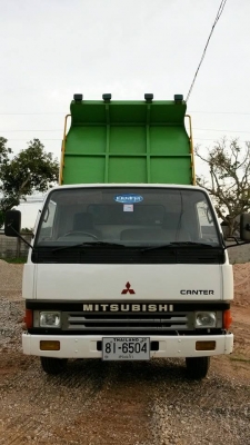 ขาย หกล้อดั้ม CANTER 115 แรง สภาพเดิมๆ สวย พร้อมใช้ครับ ขาย หกล้อดั้ม CANTER 115 แรง สภาพเดิมๆ สวย พร้อมใช้ครับ