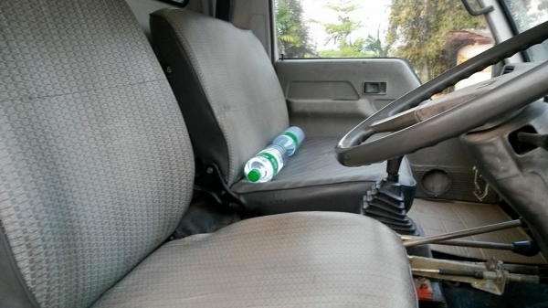 ขาย หกล้อดั้ม CANTER 115 แรง สภาพเดิมๆ สวย พร้อมใช้ครับ ขาย หกล้อดั้ม CANTER 115 แรง สภาพเดิมๆ สวย พร้อมใช้ครับ