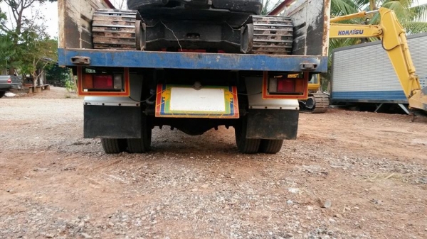 ขาย หกล้อดั้ม CANTER 115 แรง สภาพเดิมๆ สวย พร้อมใช้ครับ ขาย หกล้อดั้ม CANTER 115 แรง สภาพเดิมๆ สวย พร้อมใช้ครับ