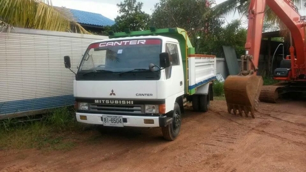 ขาย หกล้อดั้ม CANTER 115 แรง สภาพเดิมๆ สวย พร้อมใช้ครับ ขาย หกล้อดั้ม CANTER 115 แรง สภาพเดิมๆ สวย พร้อมใช้ครับ