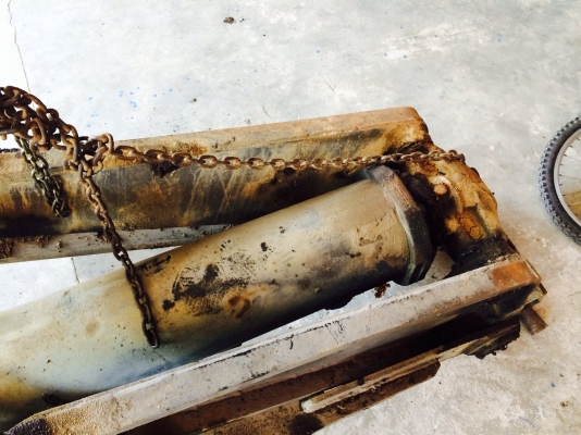 ขายกระบอกดั๊มสิบล้อครับ