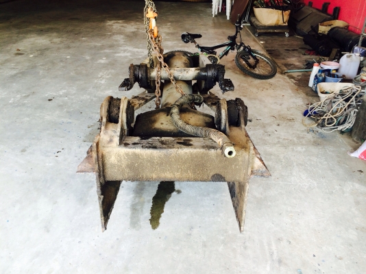 ขายกระบอกดั๊มสิบล้อครับ