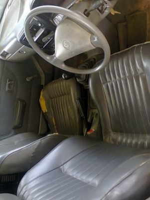 ขายนิสสัน NV ติดแก๊สเรียบร้อย พร้อมใช้