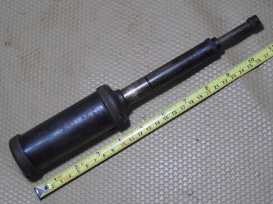 มืออัดจารบี งานเก่าคลาสสิค ครับ