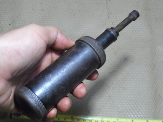 มืออัดจารบี งานเก่าคลาสสิค ครับ