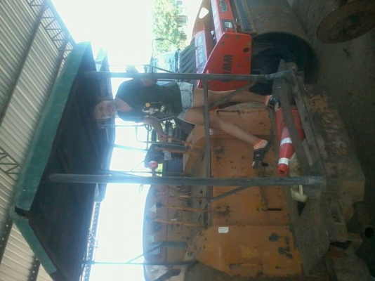 ขายรถบดอัดถนน SAKAI - KD10 เครื่อง ISUZU 120 เเรงพร้อมเล่มทะเบียน ใช้งานตลอด ราคา 250,000 บาท โทร 087-9666599 คุณหนาม ขายรถบดอัดถนน SAKAI - KD10 เครื่อง ISUZU 120 เเรงพร้อมเล่มทะเบียน ใช้งานตลอด ราคา 250,000 บาท โทร 087-9666599 คุณหนาม