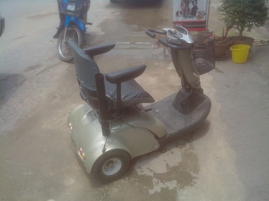 ขายรถสามล้อคนชราราคาถูก 13000