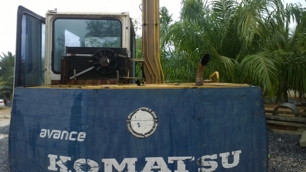 PC60-6 ขายให้ไม่แพง(ลดราคาเหลือ360000.)รถร้านวัสดุก่อสร้าง..ต้องการเปลี่ยนเป็นรถตักล้อยาง...