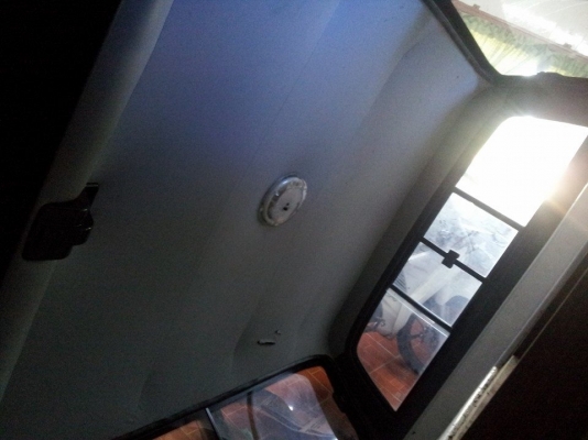 ขายหลังคารถกะบะ D-max  cab สีทอง 3500บาท